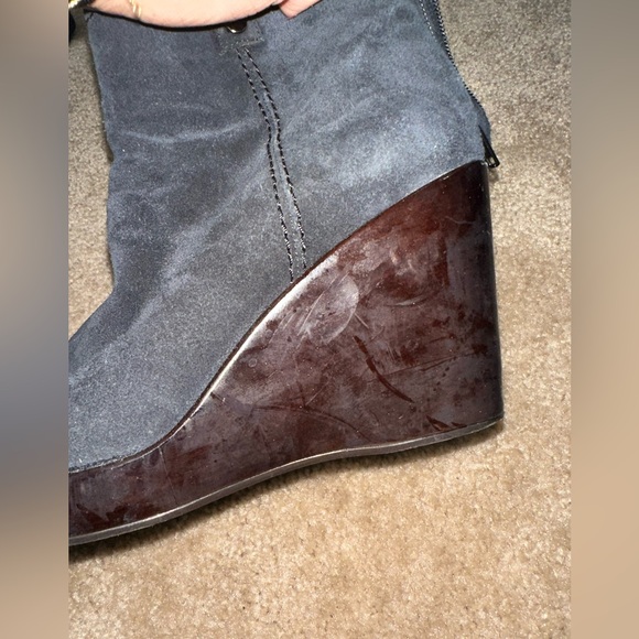 WEDGES - Picture 2 of 7